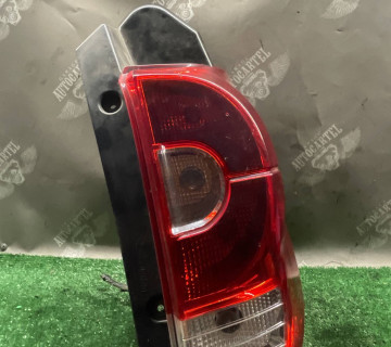 Ліхтар задній правий Mitsubishi Colt VI рестайлінг хетчбек 5d 8330a480