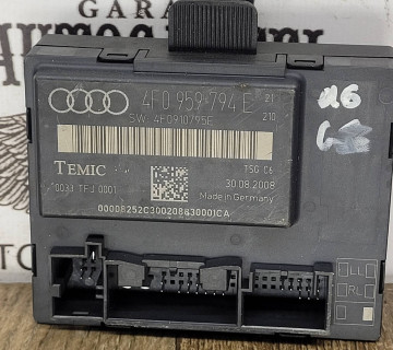 4f0959794e Блок керування задньоі двері Audi a6c6