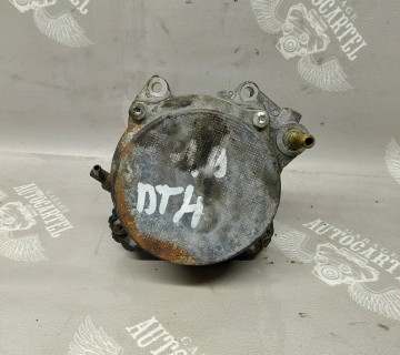 Вакуумний насос Opel Zafira B Insignia Astra J 1.9-2.0D Z19DTH 55205446