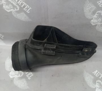 Патрубок повітряний A2710900282 Mercedes W203 w209 CLK 1,8 Kompressor