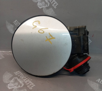 Лючок паливного бака. Chevrolet Orlando 10-18 95024123, 21531170