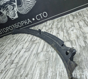 4b1819403c Декоративна накладка під лобове скло жабо Audi A6 C5 1997-2004