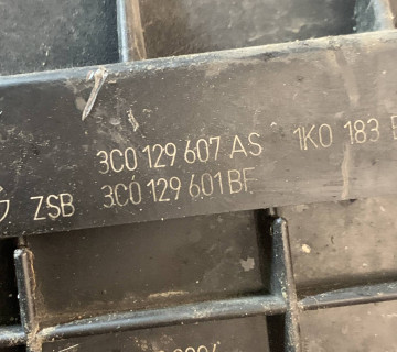 3c0129601bf Корпус повітряного фільтра Passat B6 2005-2010