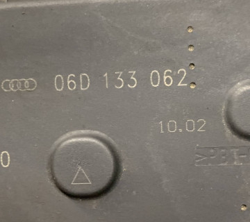 Дросельна заслінка Audi A4 B6 B7 2.0FSi 06d133062