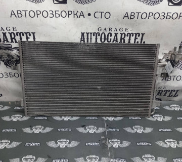 Радіатор кондиціонера Volvo c30 auj7b