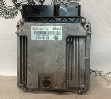 Блок керування двигуном VW Transporter T5 1.9 TDI 038906016a