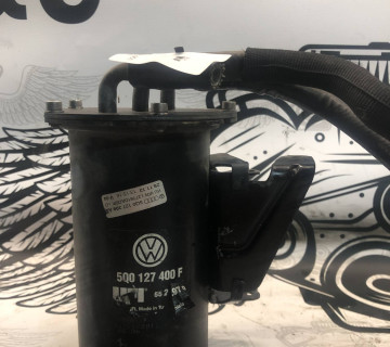 Фільтр паливний 5Q0127400F Volkswagen Golf 5