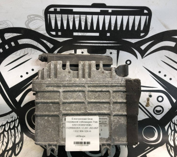 Електронний блок керування volkswagen Polo 0261203897/898 / 032906026H / 0 261 203 897 / 032 906 026 H