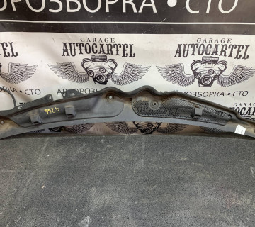 Накладка переднє жабо MERCEDES C W204 a2048301713
