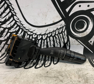 Підрульовий перемикач правий Subaru Forester 2002-2007 17a164