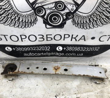 Підсилювач бампера передній Ford Focus 1 21961212