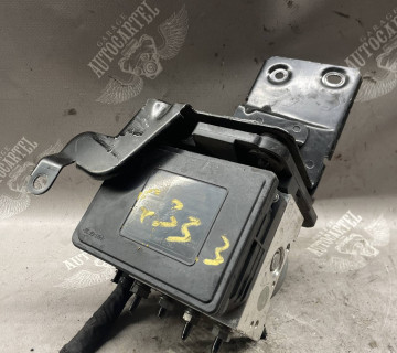 Блок ABS/ насос ABS VW Golf 7 Passat B8 Tiguan 5q0614517cg