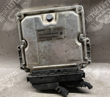 Блок керування двигуном Chrysler PT CRUISER 2.2 crd p05033032af