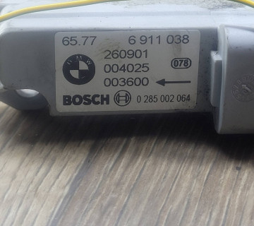 Датчик бічного удару BMW 3` E46 (65.77 6 911 038, 65776911038, 0 285 002 064, 0285002064)