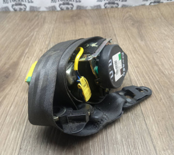 Ремінь безпеки передній правий з піропатроном VW Touareg 2002-2010 7L0857706D