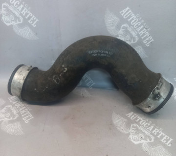 Патрубок інтеркулера правий VOLKSWAGEN Golf VI Plus 09-13 3c0145832