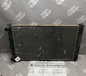 Радіатор охолодження основний Volkswagen Passat B5, Skoda SuperB 8D0121251AT