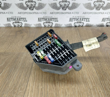 Блок запобіжників Volkswagen Passat B6 3C1941824