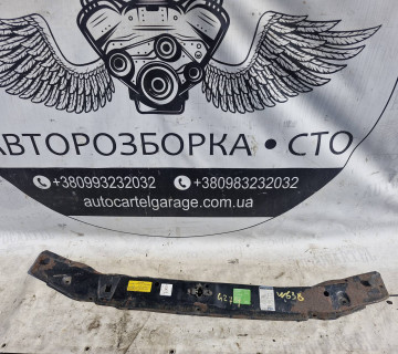 Планка підкапотна Mercedes W638 21862571