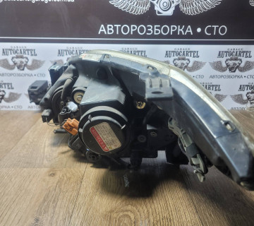 Фара передня права Mazda 3 p5117r