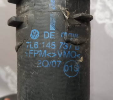Патрубок інтеркулера VW Touareg 02-10 7l6145737b