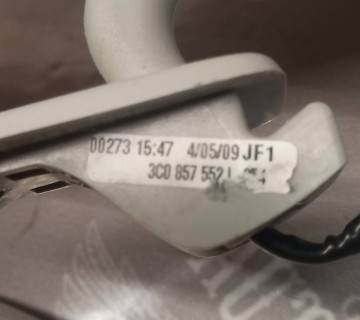 Козирьок сонцезахисний правий Volkswagen Passat b7 3c0857552l