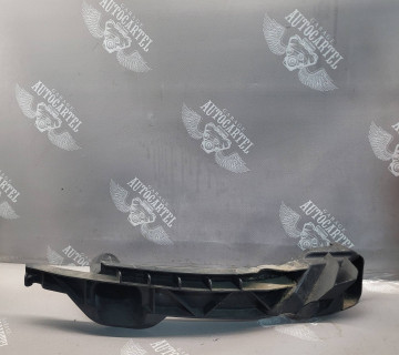 Кронштейн переднього бампера VW Golf IV 04-07р 1k08078904a