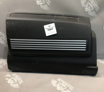 7l6103505a Частина декоративноі накладки Vw touareg