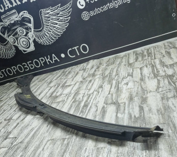 8k1819403 Накладка панелі склоочисників Audi A4 B8 2007—2015
