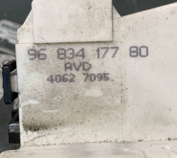 9683417780, 5pin замок дверей правий передній peugeot 407