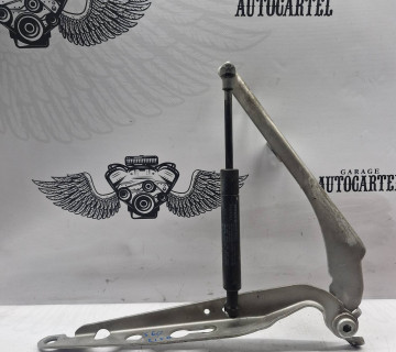 21715365 петля капота ліва Volvo S60