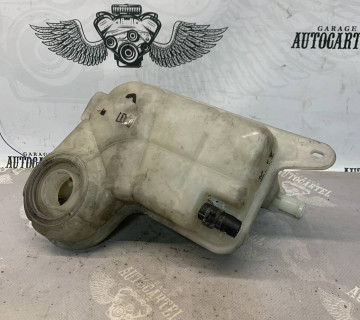 Розширювальний бачок Audi A6 C6 4f0121403n