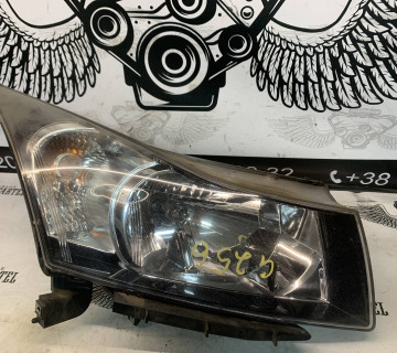 Фара права передня Chevrolet Cruze 2 (J300) (2008-2016) rhd12413
