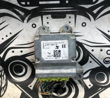 8v51-14b321-ee блок керування подушками безпеки Ford focus mk7