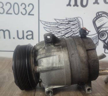 Компрессор кондиціонера Renault Launa, Scenic, Megane, 1.9,2.0 DCi 8200421410