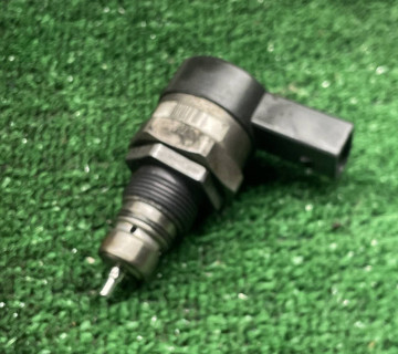 Датчик тиску палива om642 Mercedes W212 ML W164/GL X164 3.0 cdi a6420700146