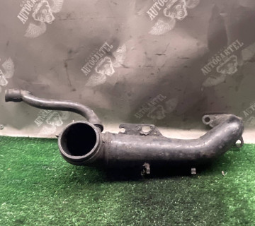 Патрубок інтеркулера Volkswagen Golf 3, Sharan 1.9 TDI 1h0129654d