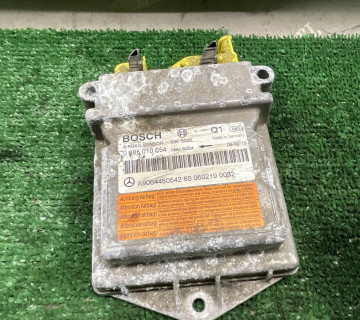 Блок управління AIR BAG на Mercedes Vito W639 a9064460542