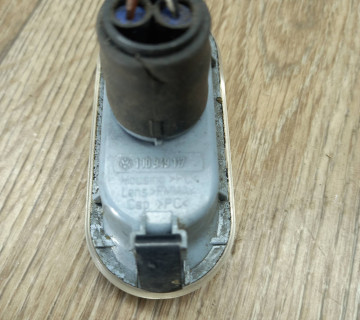 Повторитель поворотов VW Caddy 9K 1J0949117