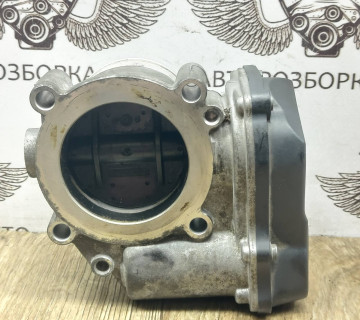 Дросельна заслонка Volkswagen Passat B6 1.8 TSI BZB 06F133062J